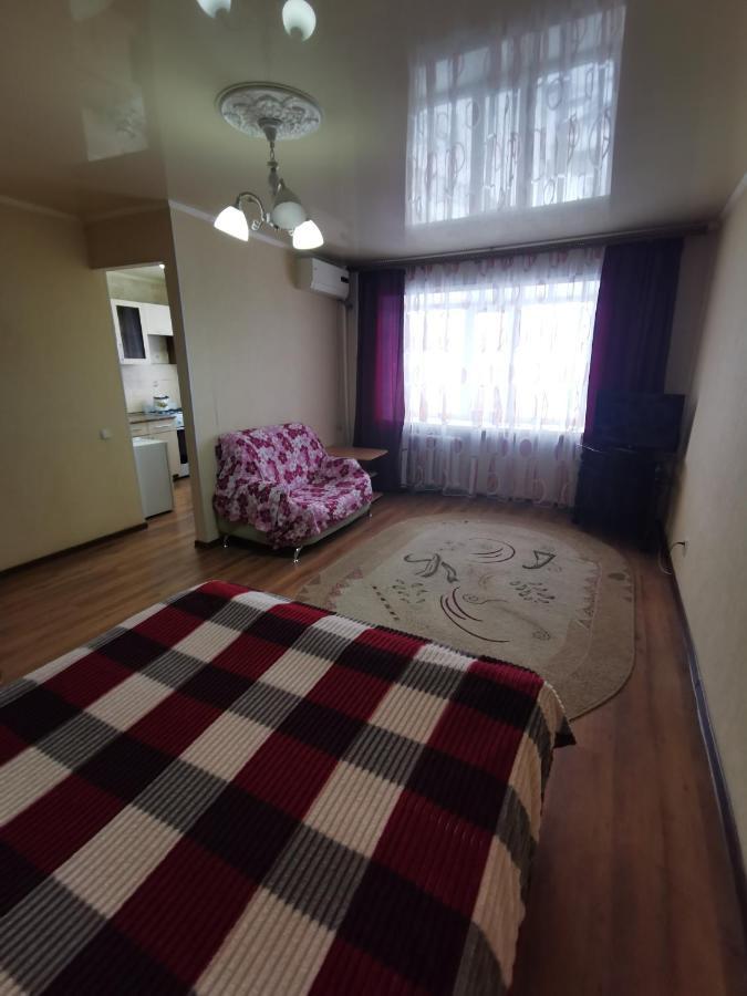 1 Комн Апартаменты В Центре Рядом С Парком Kostanay Ngoại thất bức ảnh