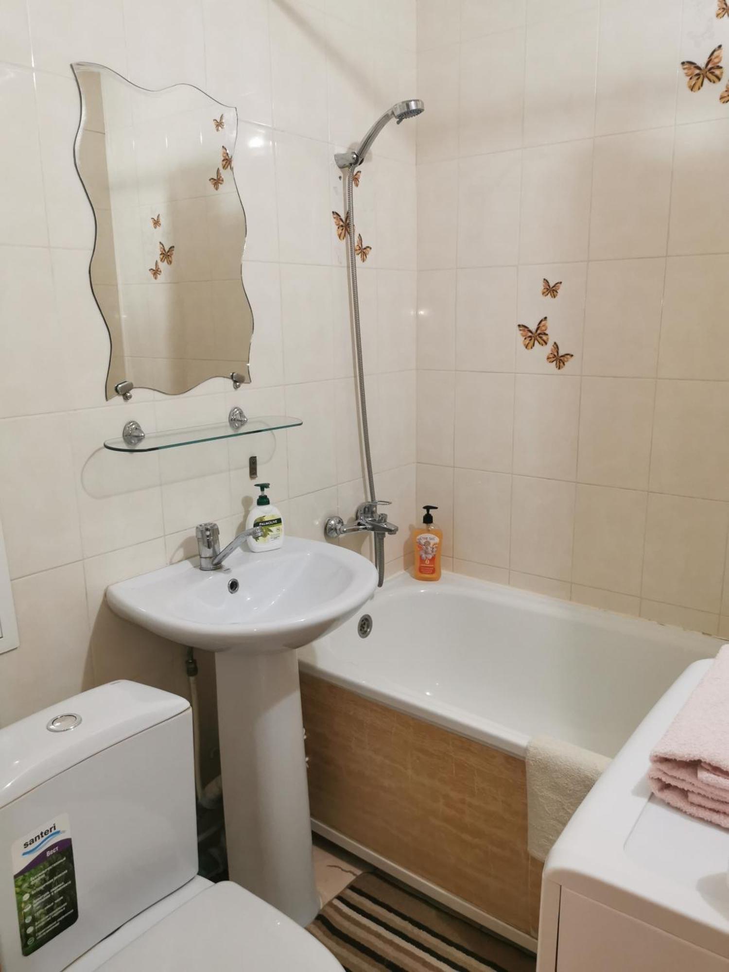 1 Комн Апартаменты В Центре Рядом С Парком Kostanay Ngoại thất bức ảnh